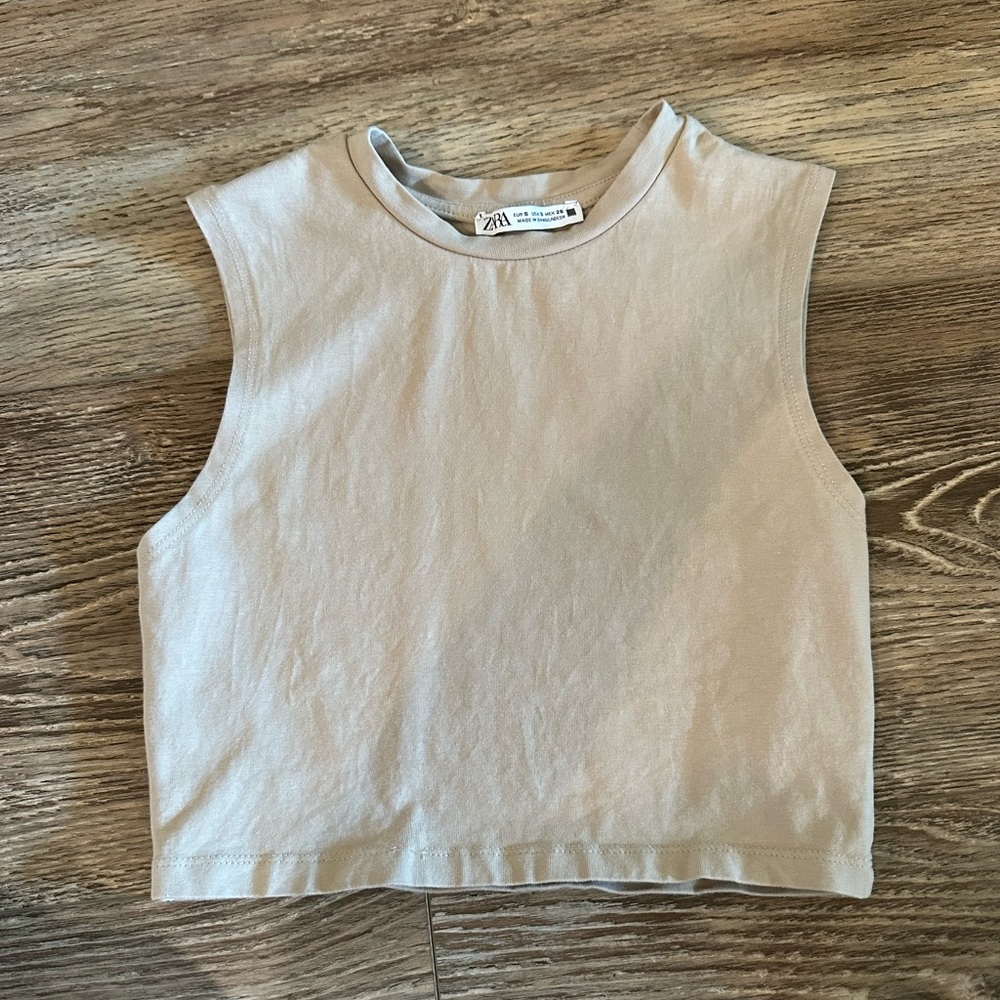 ZARA tan tank NWOT pretty cropped